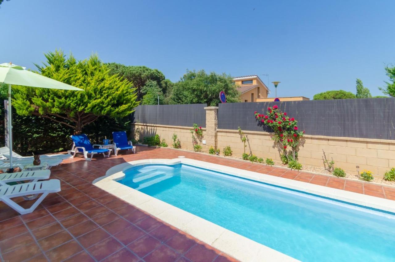 Club Villamar - Goliat Vidreres Luaran gambar